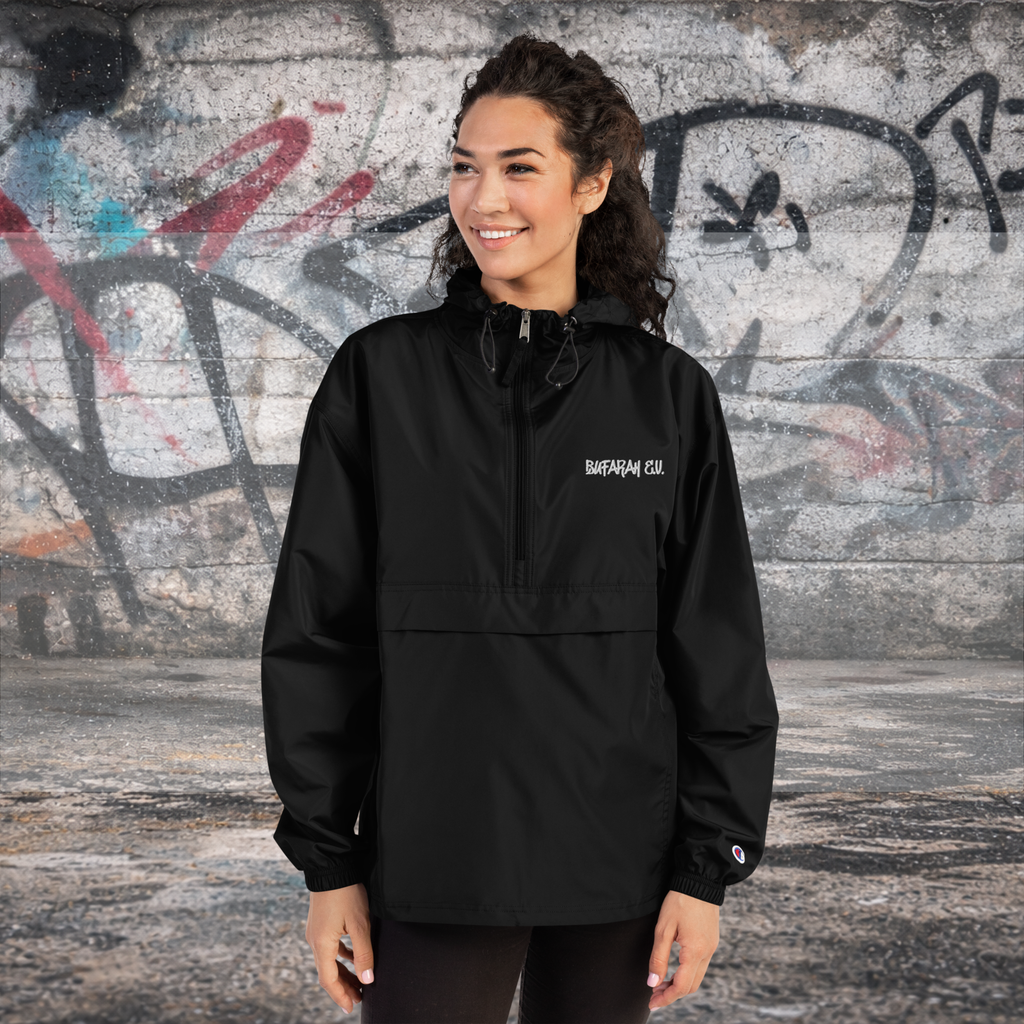 Schwarze bestickte Champion-Jacke Essentialz - Vorderansicht