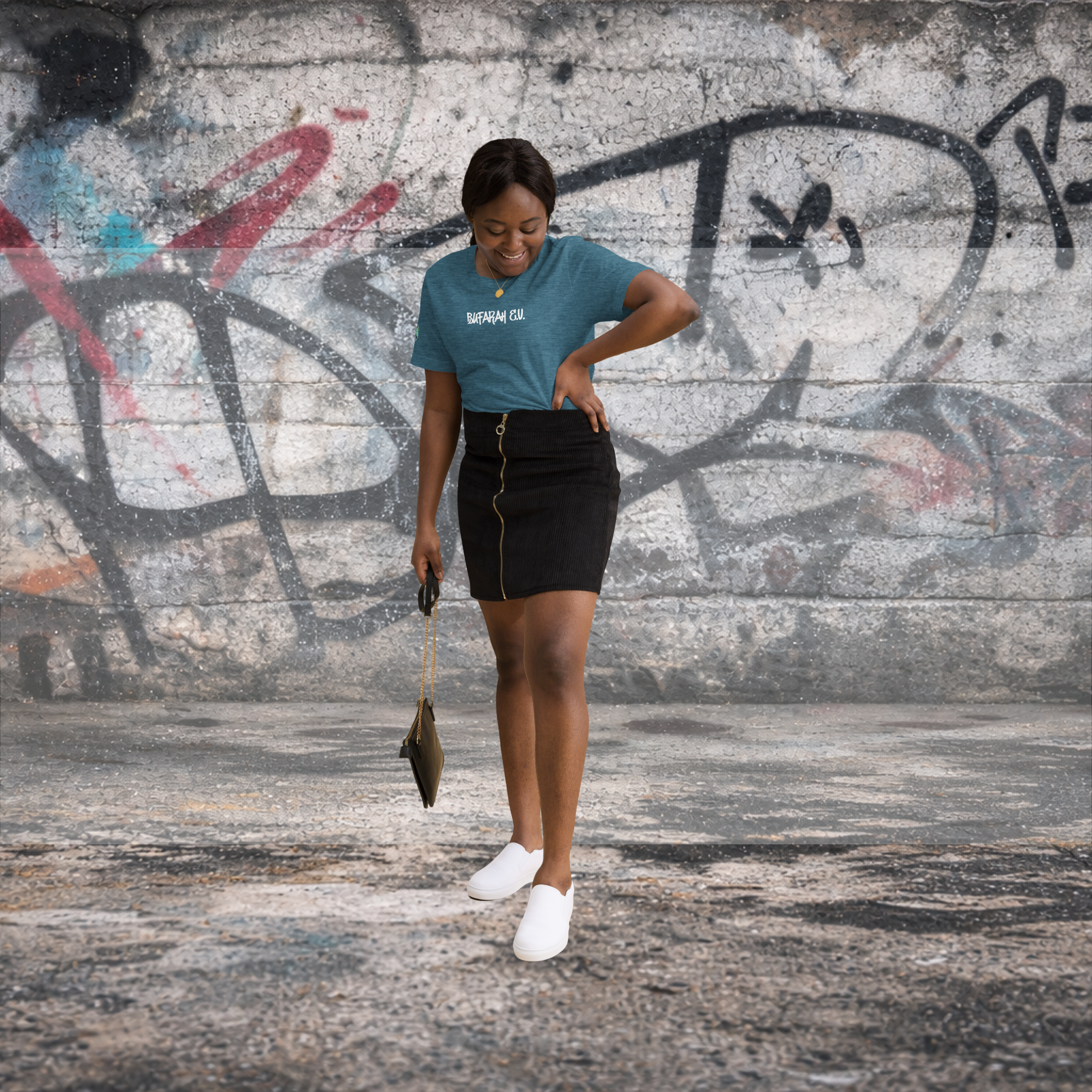 Schwarzes Unisex-T-Shirt Essentialz - Vorderansicht mit Logo
