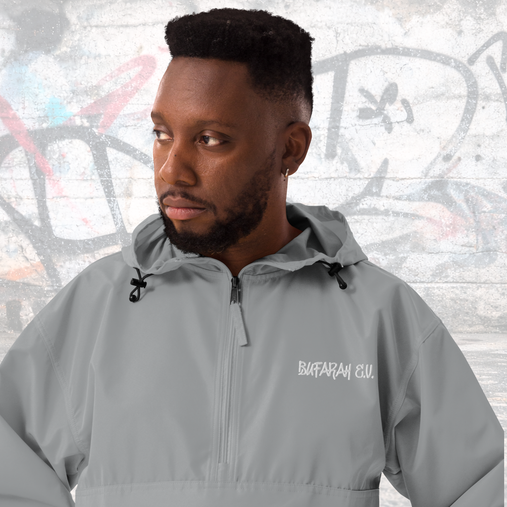 Graphit bestickte Champion-Jacke Essentialz - Vorderansicht

