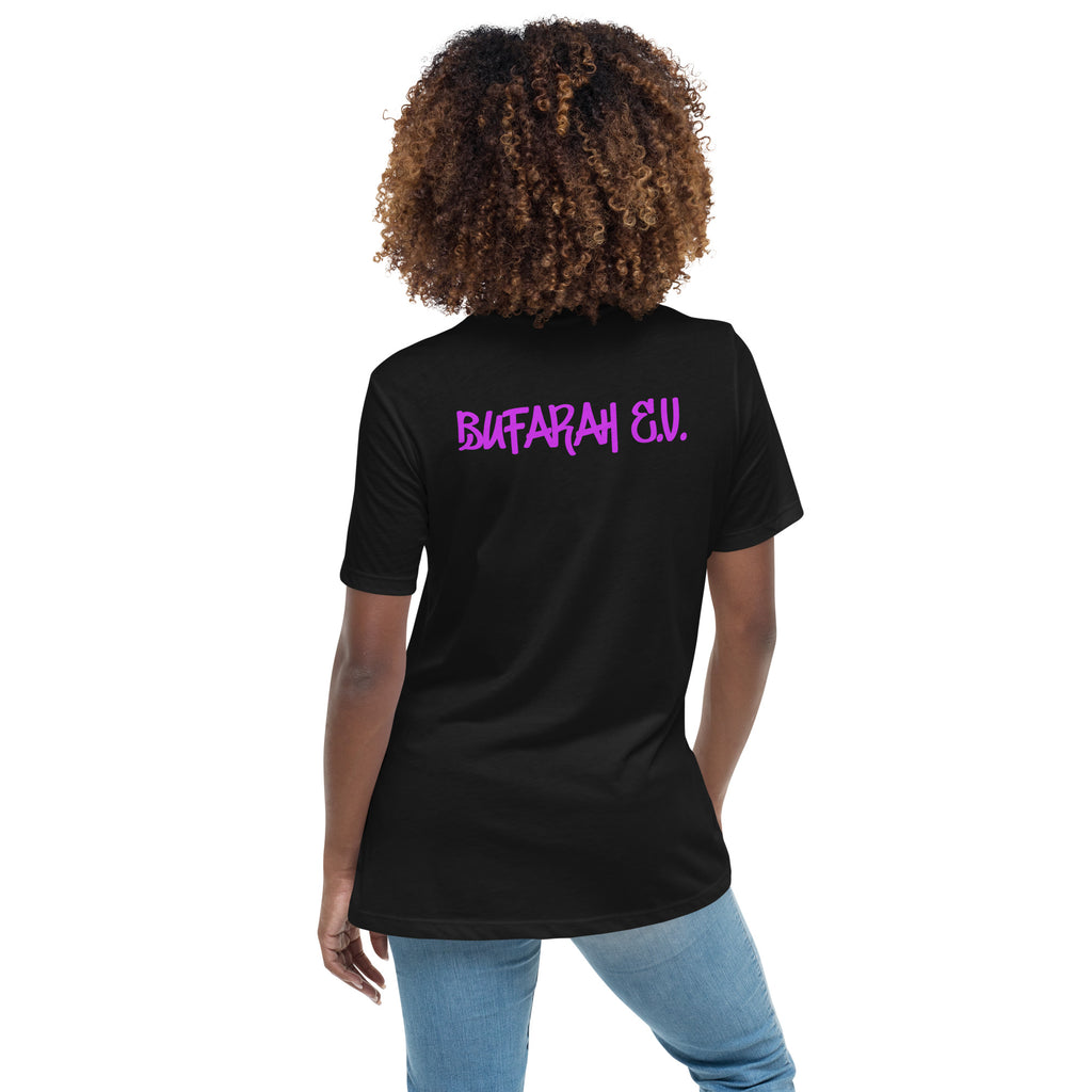 Schwarzes lockeres Damen-T-Shirt - Rückansicht Produktmockup