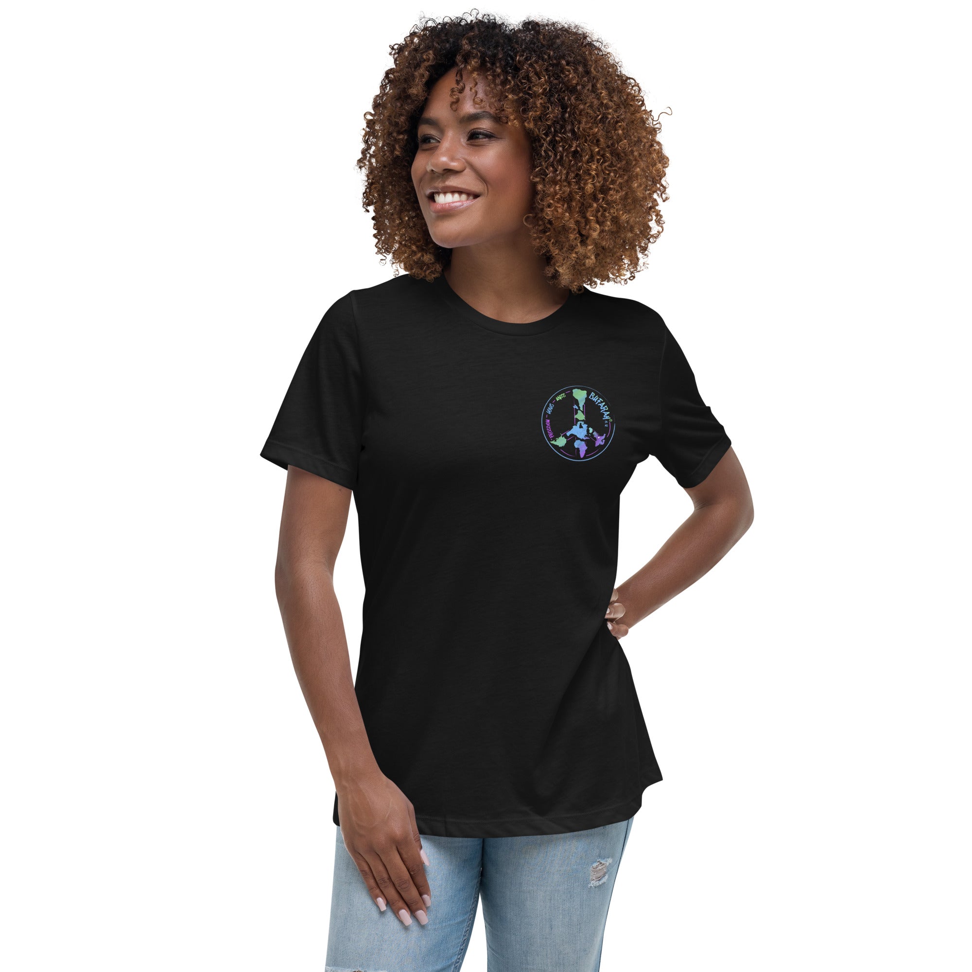 Schwarzes lockeres Damen-T-Shirt - Vorderansicht Produktmockup